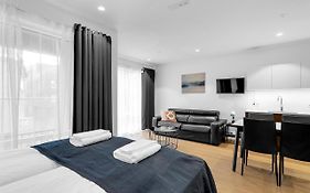 Modern Studio Apartment - Amazing Location
